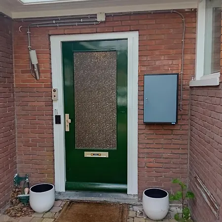 Zaan Corner Отель 2*